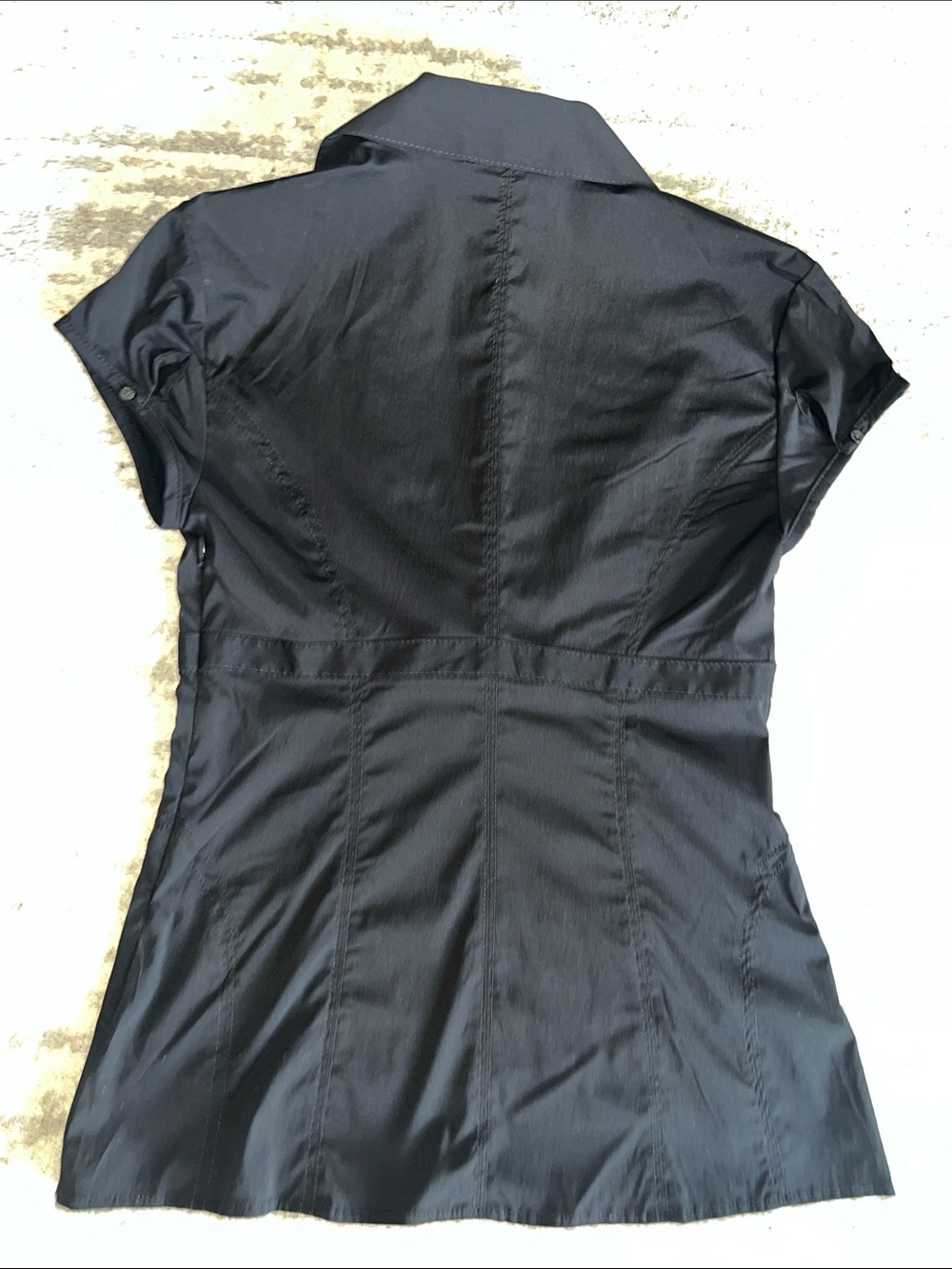 Express Black Short-Sleeve Ruffle-Trim V-Neck Shirt - Picture 4 of 9